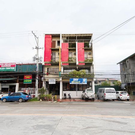 Отель Reddoorz Near Waltermart Субик Экстерьер фото